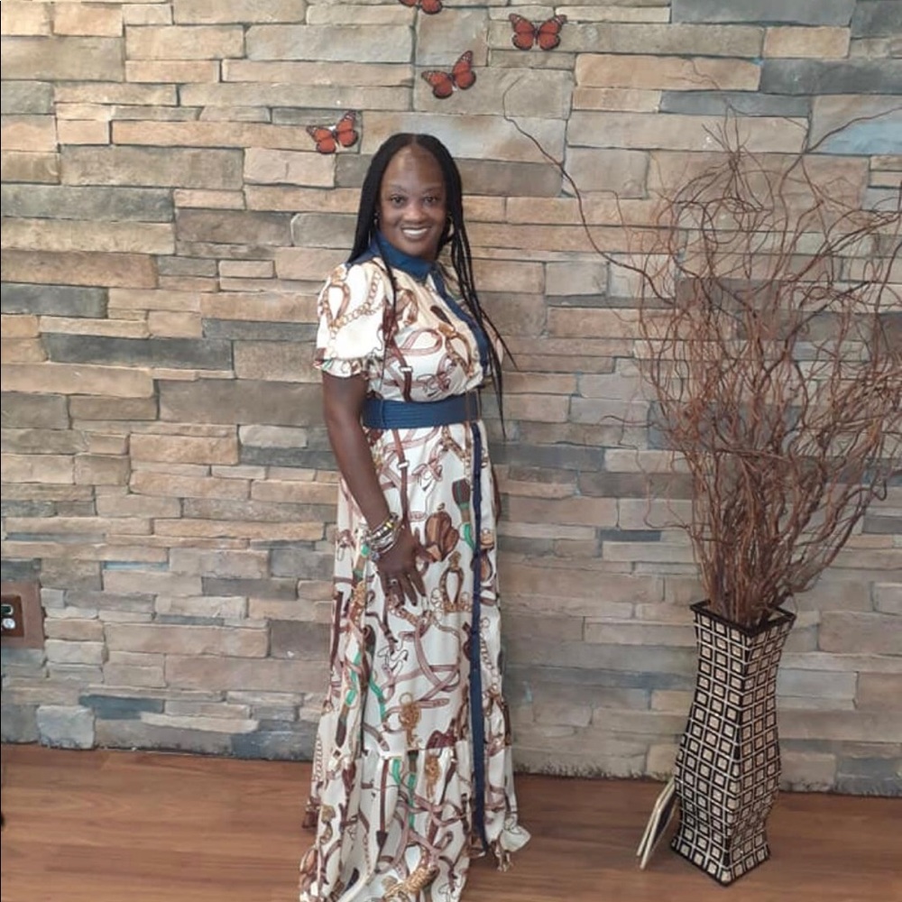 Meet your Posher, Eva